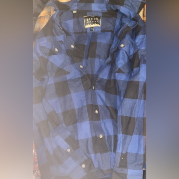 Flannel tops size medium men - Picture 6 of 6